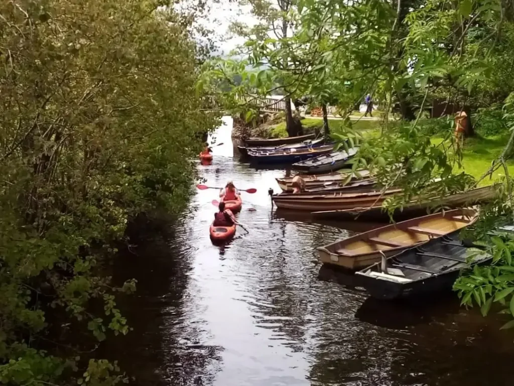 Kayaking Tours Killarney National Park / Kayaking Tours Glengarriff Bay / Mountain Skills 1 Glengarriff Caha Mountains